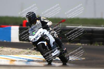 media/Jun-07-2025-TrackDaz (Sat) [[4413525952]]/C Group/1240pm (Turn 1)/